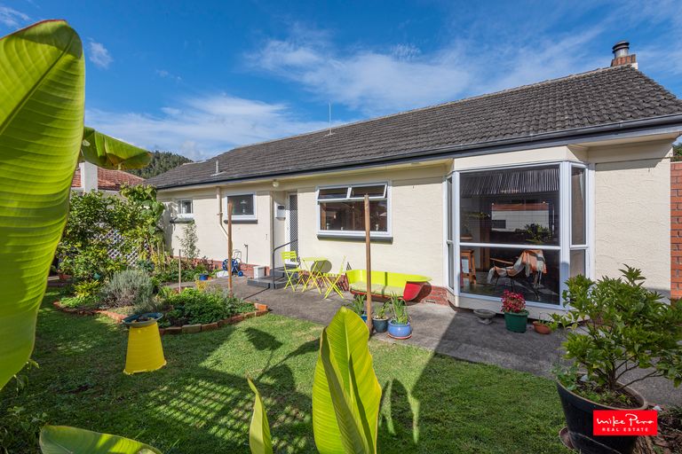 Photo of property in 1 Lovatt Crescent, Kensington, Whangarei, 0112