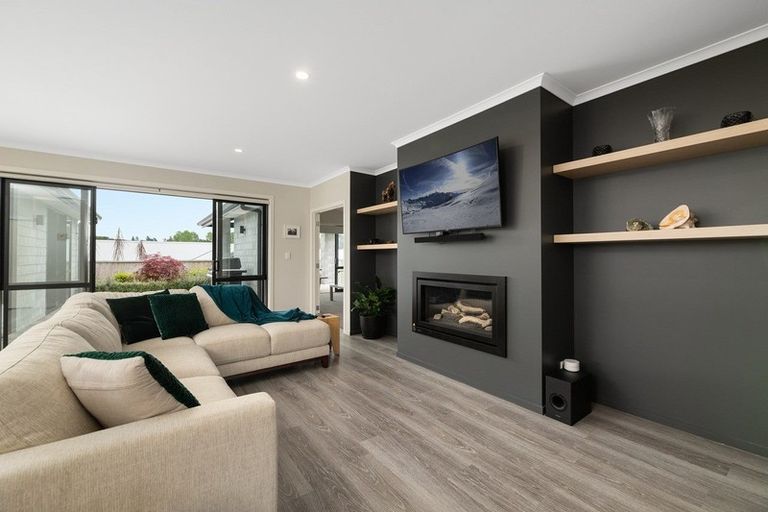 Photo of property in 101 Puhirake Crescent, Pyes Pa, Tauranga, 3112