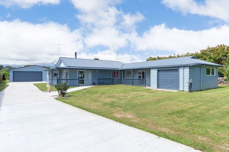 Photo of property in 294 Te Waka Road, Otaki, 5581