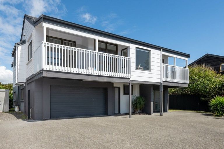 Photo of property in 80 Dickson Road, Papamoa Beach, Papamoa, 3118