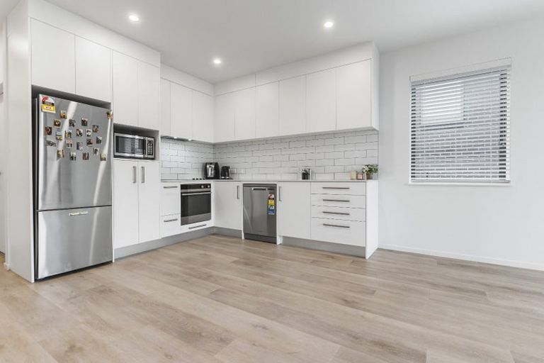 Photo of property in 201/25 Potter Avenue, Northcote, Auckland, 0627