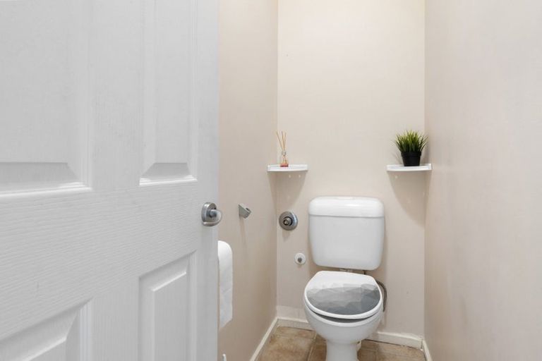 Photo of property in 147a Wellington Street, Howick, Auckland, 2014