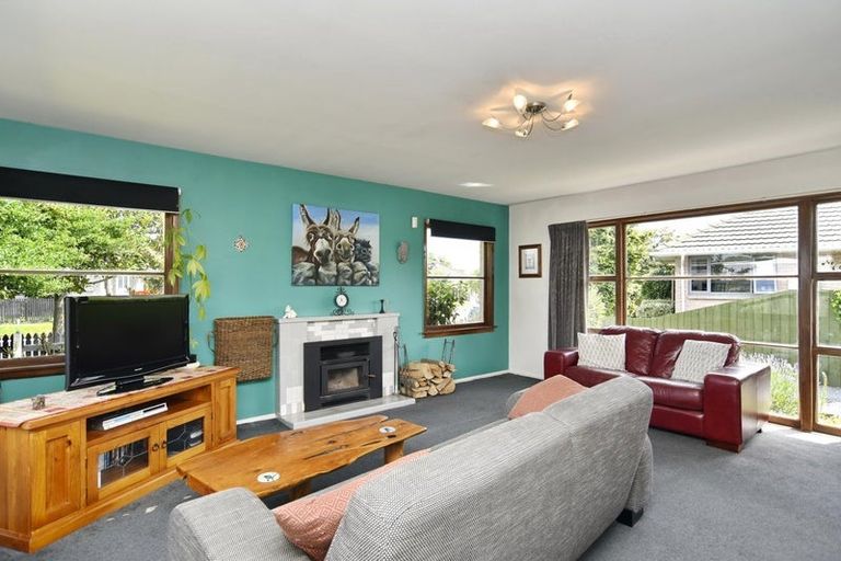 Photo of property in 30 Damien Place, Bromley, Christchurch, 8062