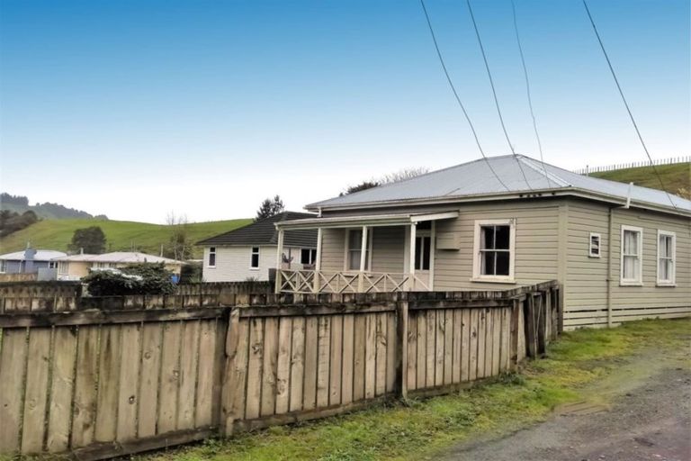 Photo of property in 231 Golf Road, Taumarunui, 3920