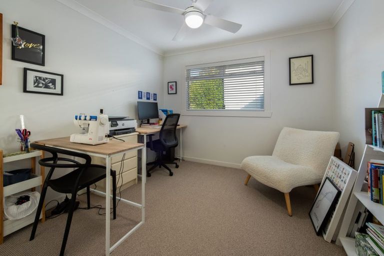 Photo of property in 1/75 Newhaven Terrace, Mairangi Bay, Auckland, 0630