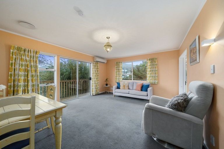 Photo of property in 34 Prospect Terrace, Johnsonville, Wellington, 6037