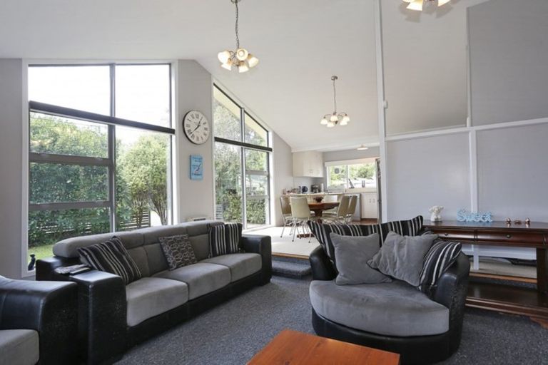 Photo of property in 14 John Street, Otatara, Invercargill, 9879