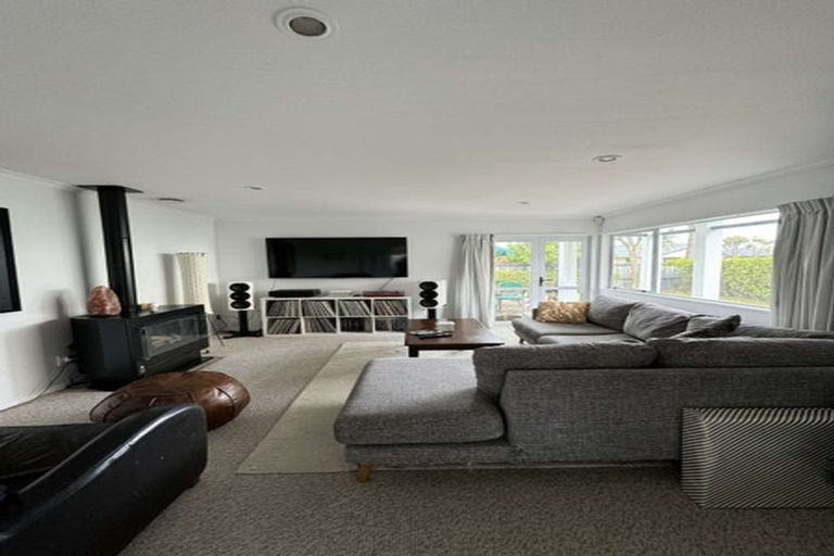 Photo of property in 64 Aston Drive, Waimairi Beach, Christchurch, 8083