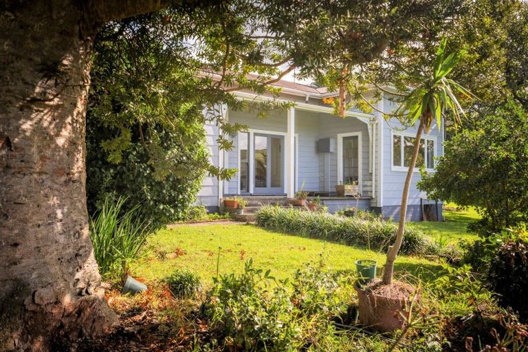 Photo of property in 1246 Whangapoua Sh25 Road, Te Rerenga, Coromandel, 3582