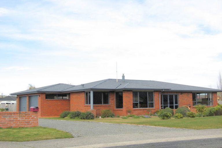 Photo of property in 10 Melland Place, Te Anau, 9600