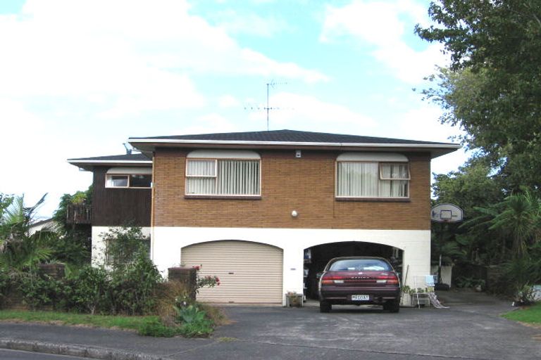 Photo of property in 4 Sunrise Lane, Te Atatu South, Auckland, 0610