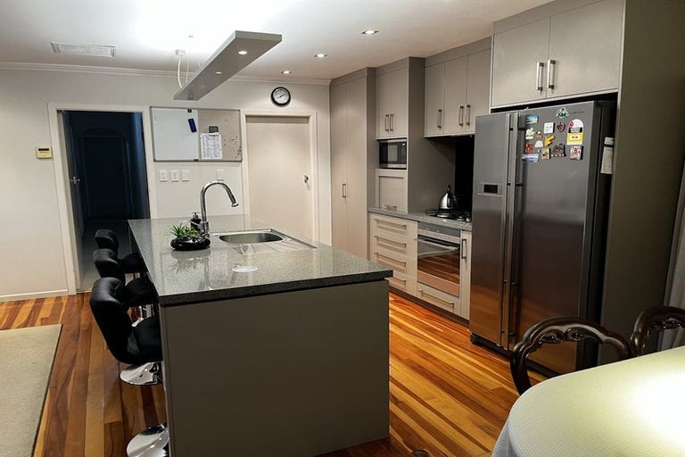 Photo of property in 2 Carrington Avenue, Hillcrest, Hamilton, 3216