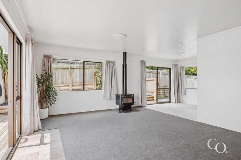 Photo of property in 16 Pelorus Street, Welcome Bay, Tauranga, 3112