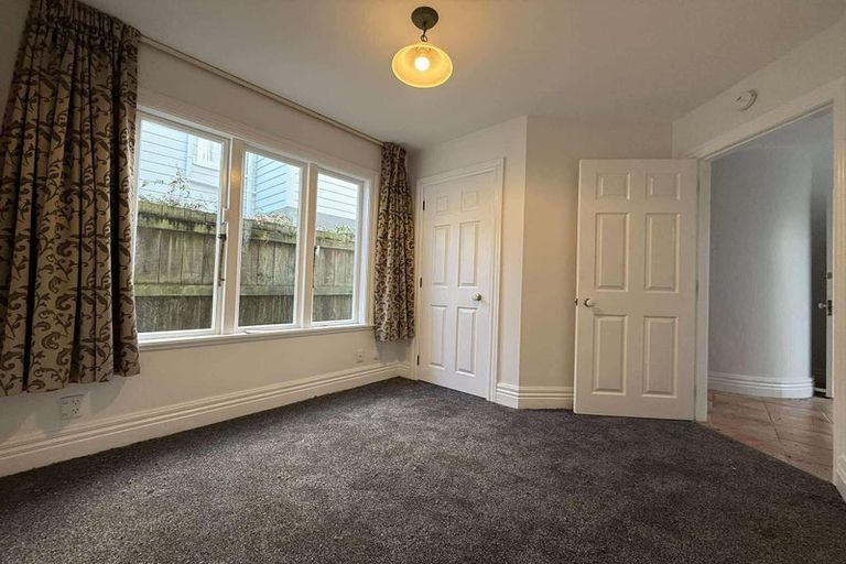 Photo of property in 12c Hobson Street, Thorndon, Wellington, 6011