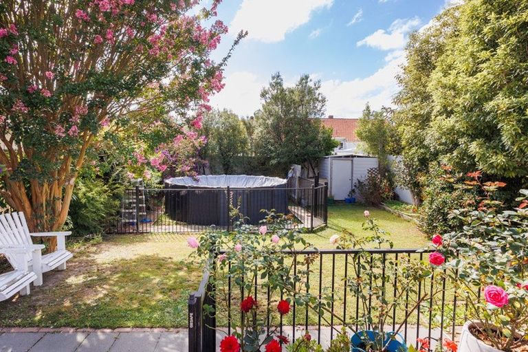 Photo of property in 25 Ake Ake Avenue, Hokowhitu, Palmerston North, 4410