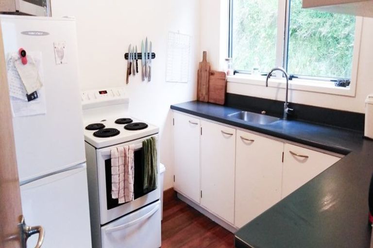 Photo of property in 82 Collier Avenue, Karori, Wellington, 6012