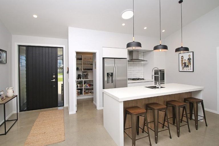 Photo of property in 11 Moira Close, Welcome Bay, Tauranga, 3175