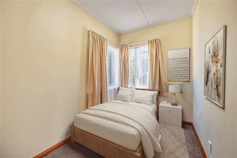 Photo of property in 9 Cassino Crescent, Onekawa, Napier, 4110