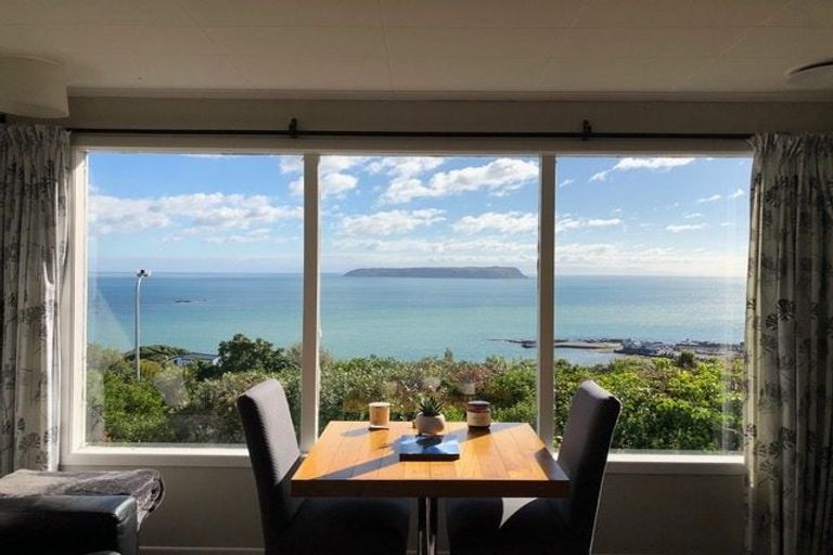 Photo of property in 112 Motuhara Road, Plimmerton, Porirua, 5026