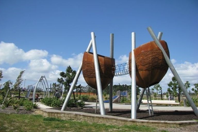 Photo of property in 36 Myland Drive, Hobsonville, Auckland, 0616