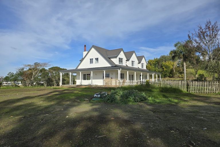 Photo of property in 10/199 Birdwood Road, Massey, Auckland, 0614