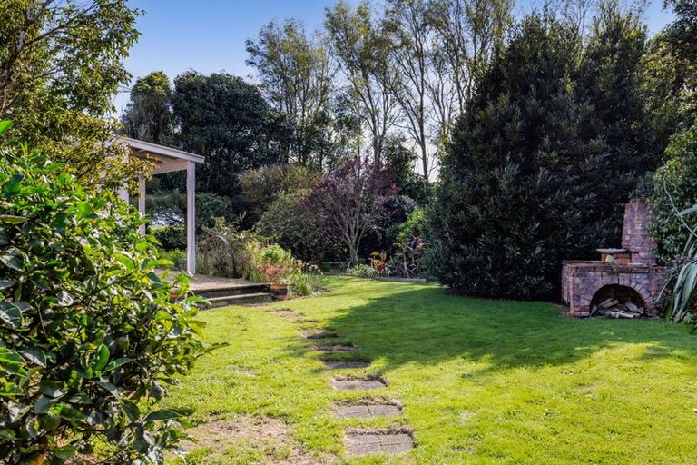 Photo of property in 724 Ararata Road, Ararata, Hawera, 4674