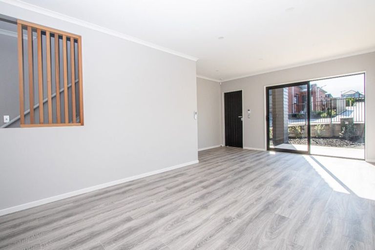 Photo of property in 8/15 Onukutara Place, Huntington, Hamilton, 3281