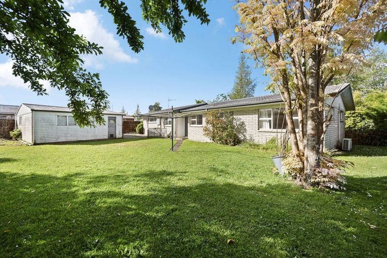 Photo of property in 29 Forsyth Street, St Andrews, Hamilton, 3200