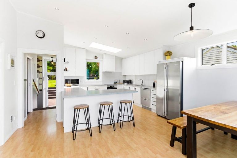 Photo of property in 37 Earls Road, Saint Clair, Dunedin, 9012