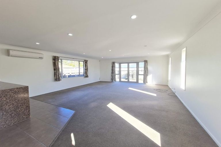 Photo of property in 108a Aldwins Road, Phillipstown, Christchurch, 8062