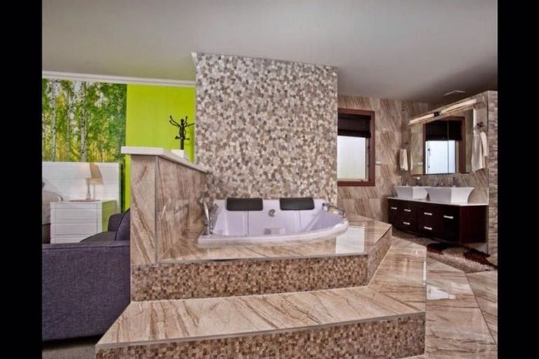 Photo of property in 39 Voyager Drive, Gulf Harbour, Whangaparaoa, 0930