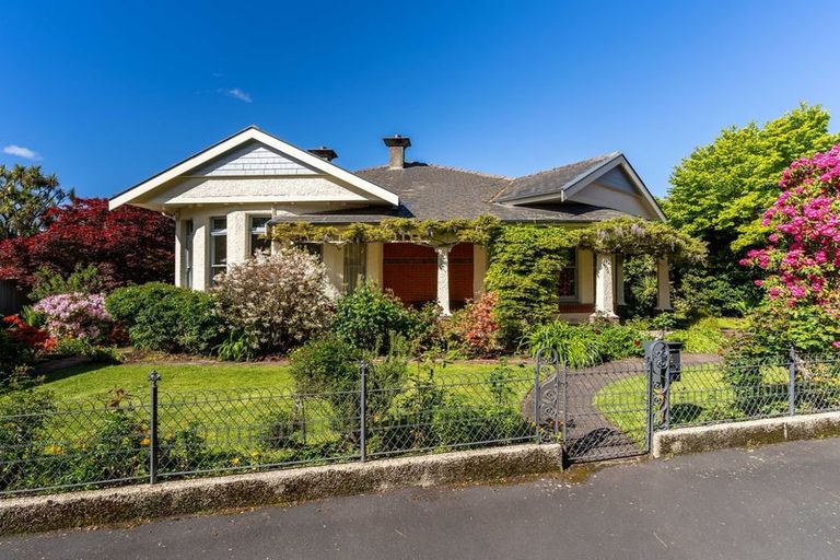 Photo of property in 4 Willowbank, North Dunedin, Dunedin, 9016