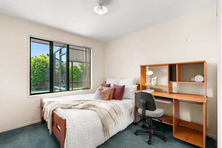 Photo of property in 12 Jerez Place, Hei Hei, Christchurch, 8042