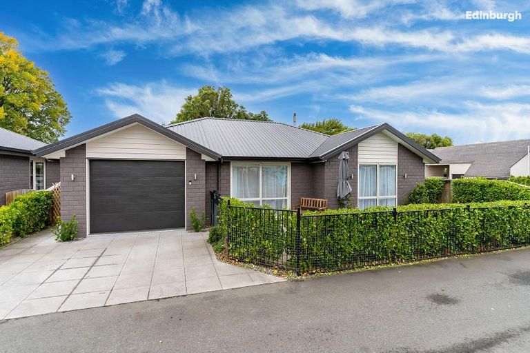 Photo of property in 20c Church Street, Mosgiel, 9024