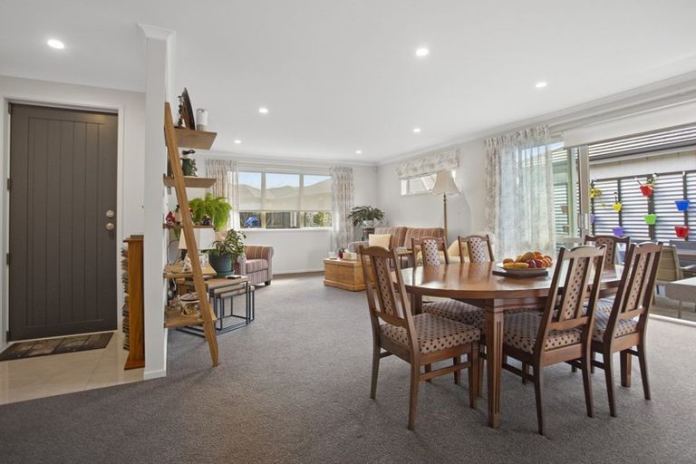 Photo of property in 10 Long Acre Close, Katikati, 3129