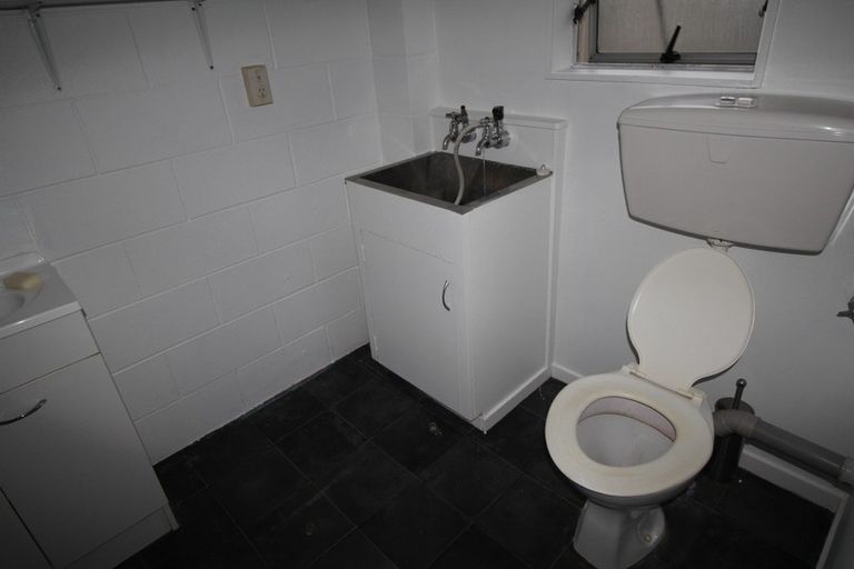 Photo of property in 8c Seaforth Avenue, Milson, Palmerston North, 4414