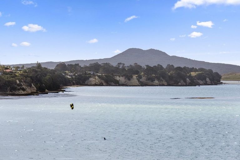 Photo of property in 2/285 Bleakhouse Road, Eastern Beach, Auckland, 2012