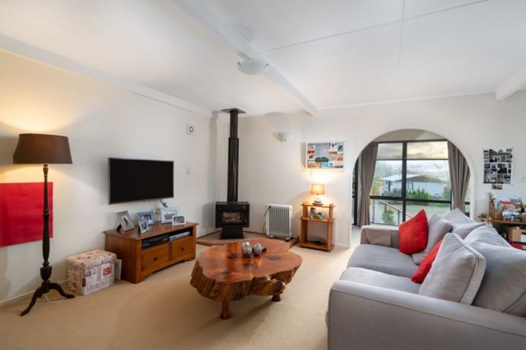 Photo of property in 14 Epping Place, Richmond Heights, Taupo, 3330