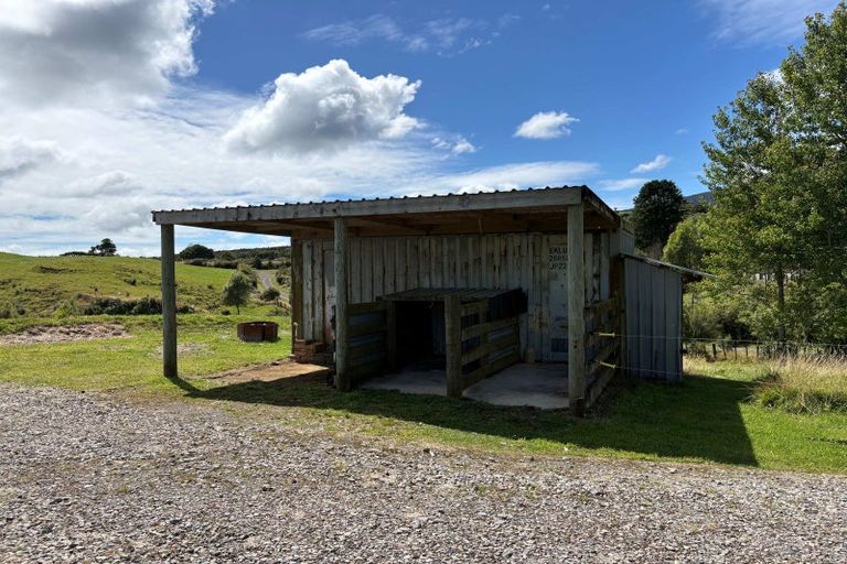 Photo of property in 787 Dover Road, Okato, New Plymouth, 4374