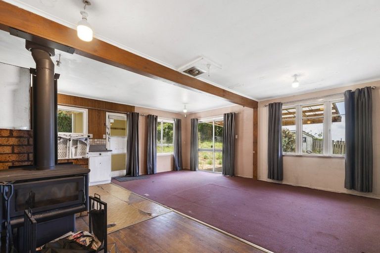 Photo of property in 17 Gordon Road, Western Heights, Rotorua, 3015
