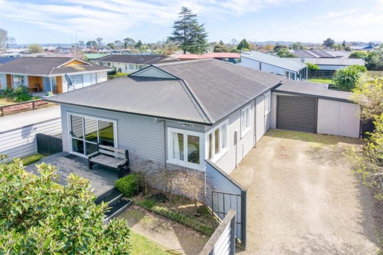 Photo of property in 7 Hilton Road, St Andrews, Hamilton, 3200