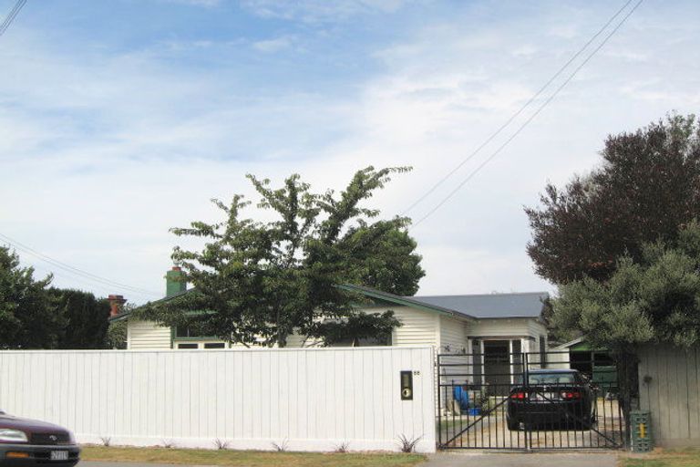 Photo of property in 88 Mcfaddens Road, St Albans, Christchurch, 8052