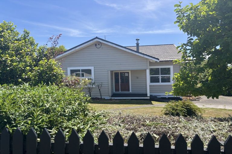 Photo of property in 10 Wallace Road, Waipukurau, 4200