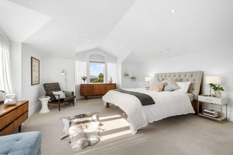 Photo of property in 18 Central Terrace, Kelburn, Wellington, 6012