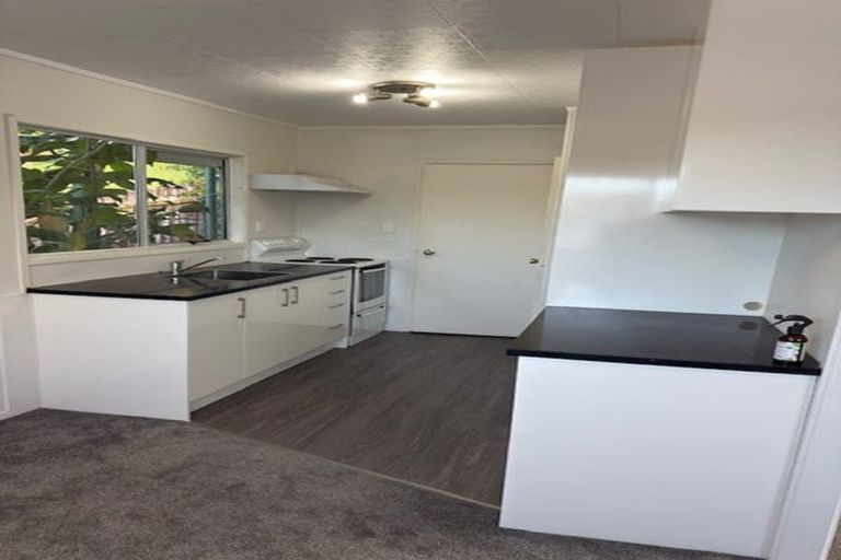 Photo of property in 1/73 Spinella Drive, Bayview, Auckland, 0629
