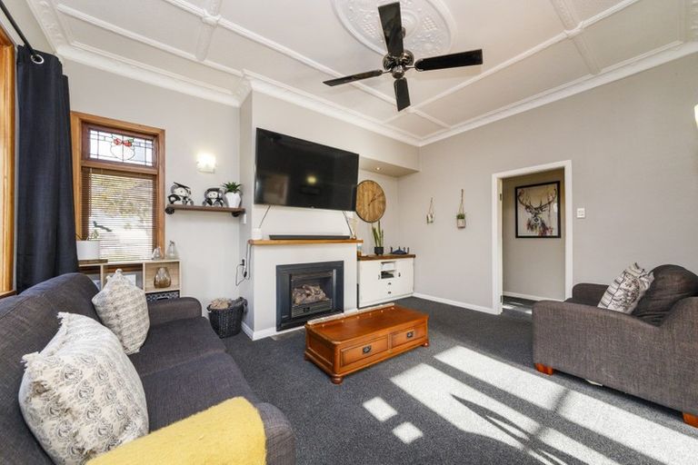 Photo of property in 31 Beresford Street, Takaro, Palmerston North, 4410