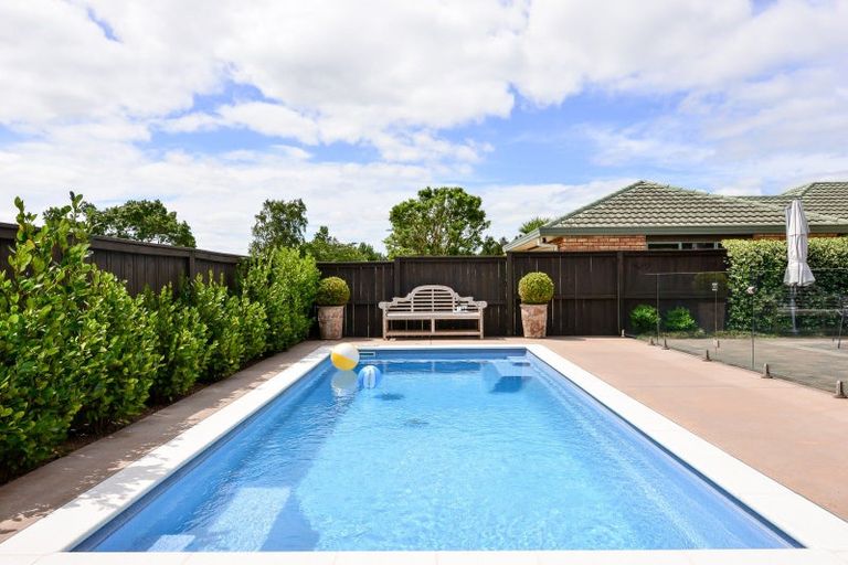 Photo of property in 18 Spinnaker Drive, Flagstaff, Hamilton, 3210