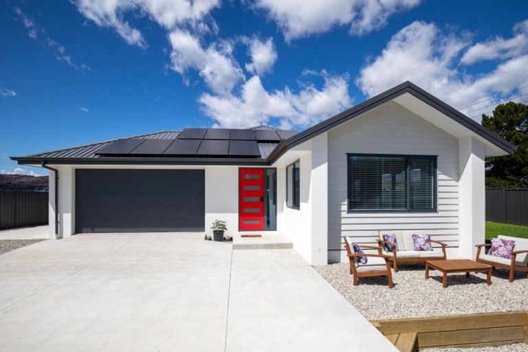 Photo of property in 10 Sequoia Close, Alexandra, 9320