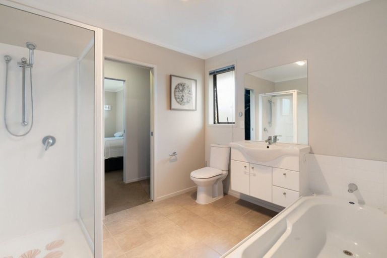 Photo of property in 6 Atkins Way, Ohauiti, Tauranga, 3112