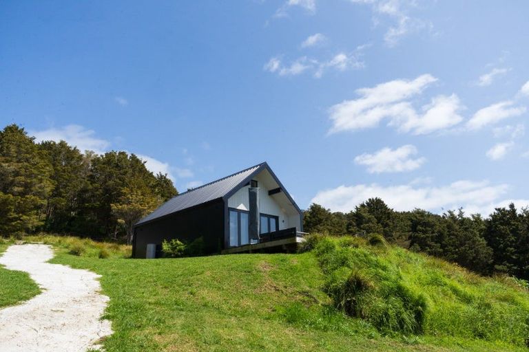 Photo of property in 271 Lawrence Road, Mangawhai, 0573